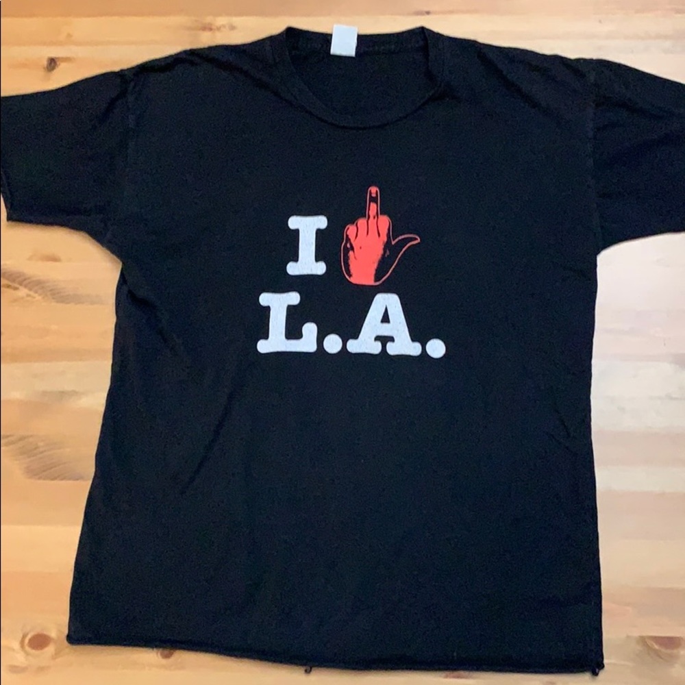 I love  L.A men’s t shirt.